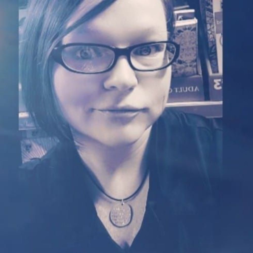 Meet your Posher, Kiri